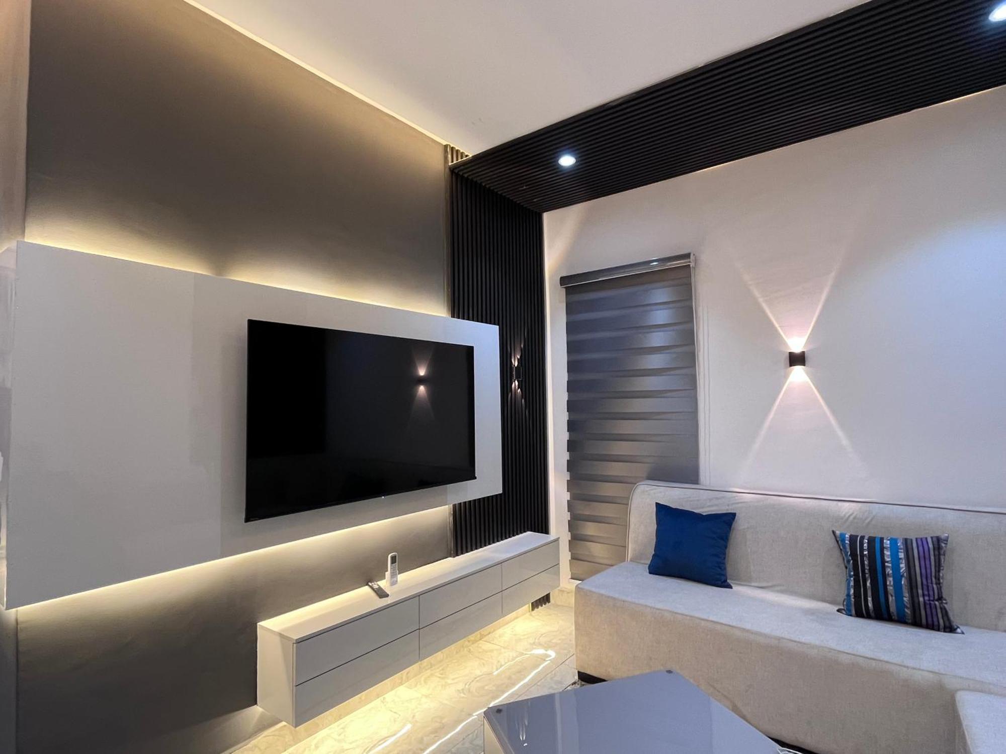 Hotel Blackwood Ikeja
