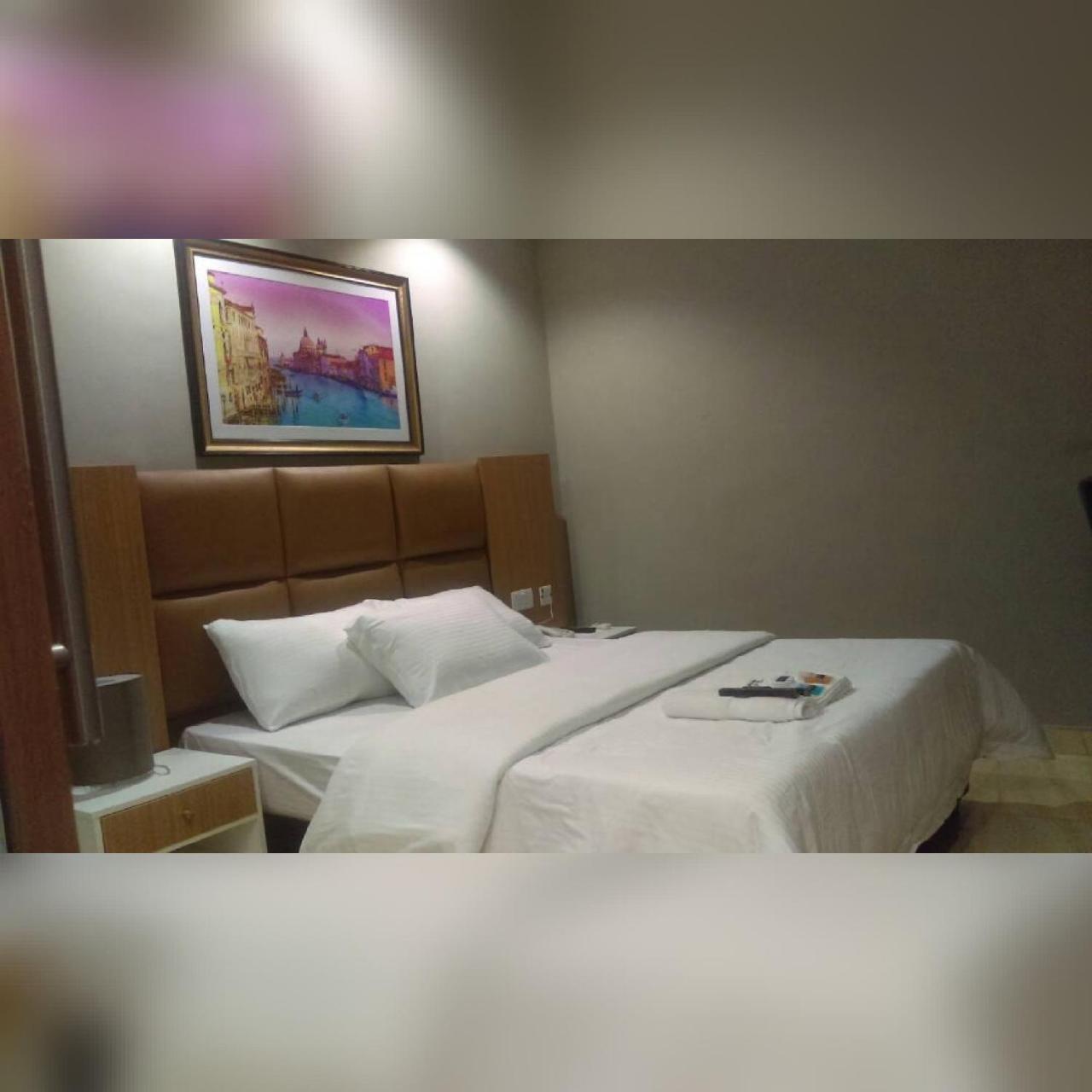 Blackwood 2* Ikeja